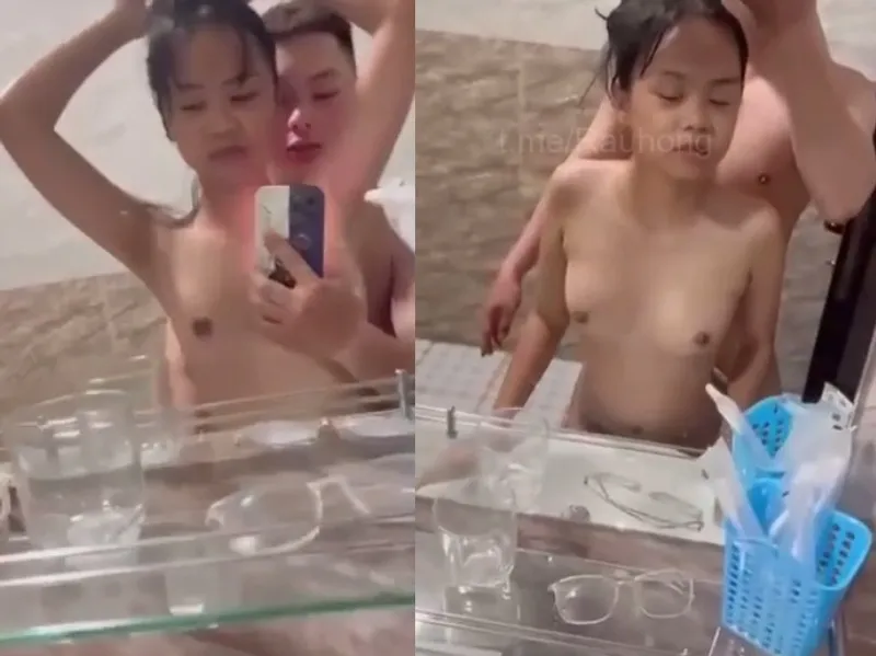 Nhỏ nhắn em cùng any địt trước gương quay kỉ niệm